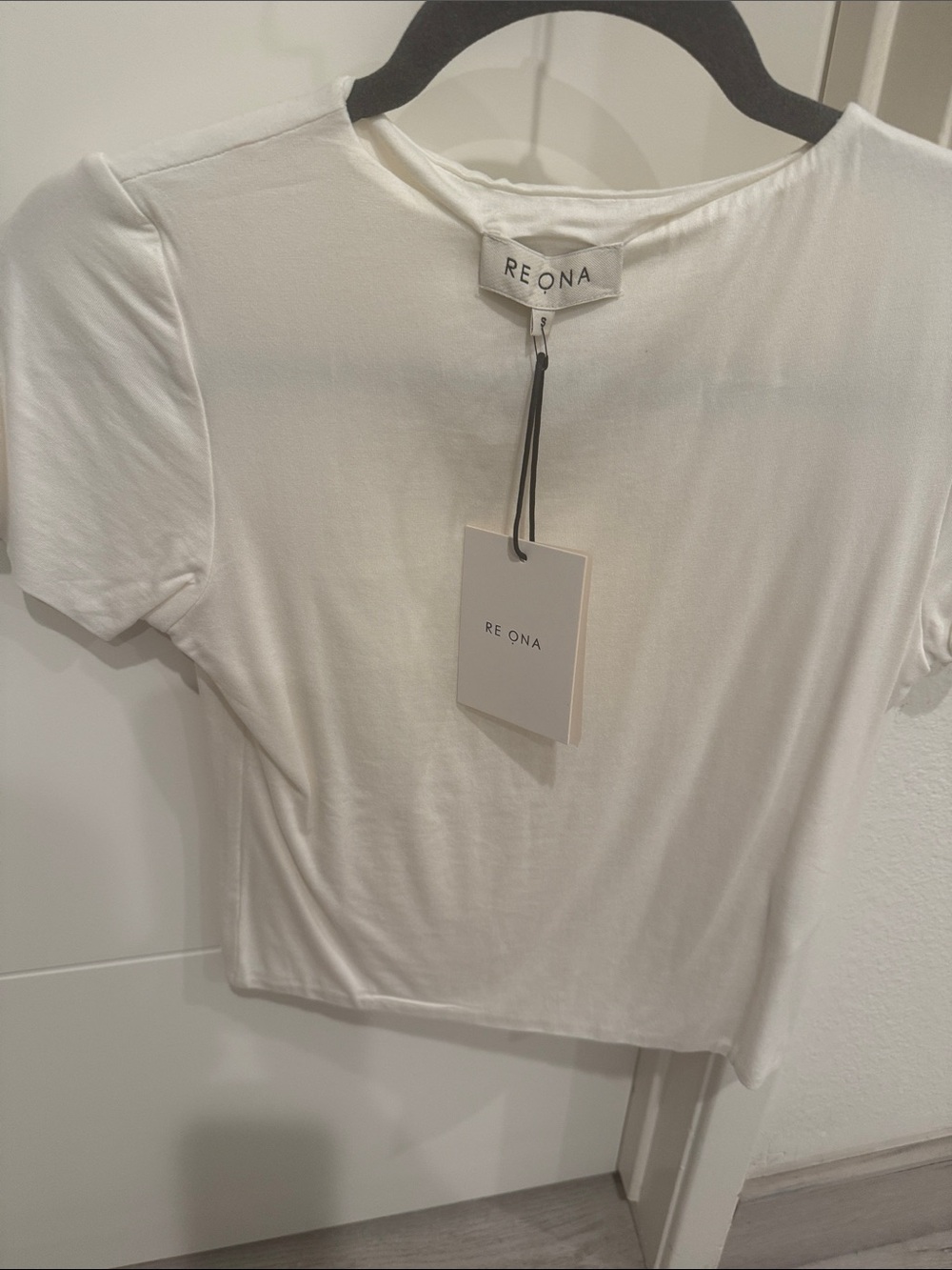 Re Ona Cream Short Sleeve Crew Tee